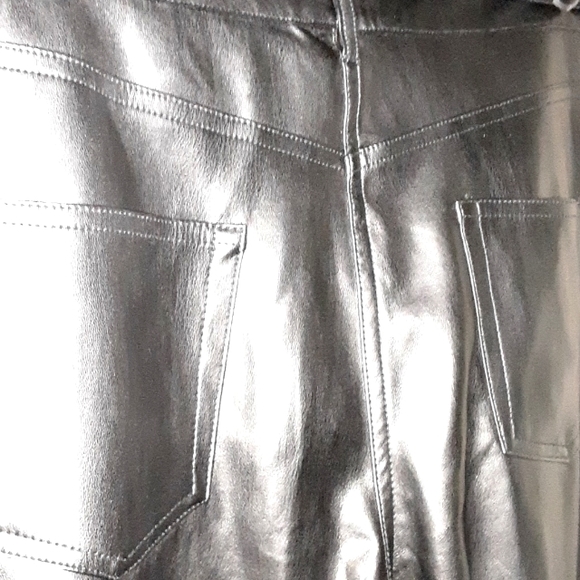 Six/Fifty sz Large faux leather black boot cut pants with pockets silver button - Picture 5 of 5